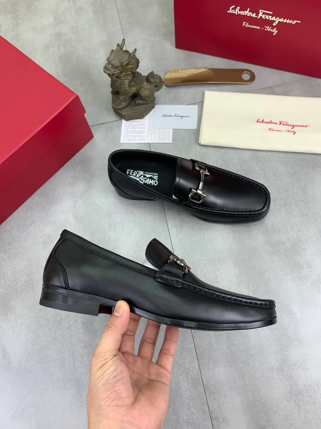 Men's shoes 💰P480 new high quality [Ferragamo/Ferragamo] latest model original imported calfskin, imported cowhide lining + original luxury metal buckle + original combination outsole Comparison without pressure Code number: 38-44 (45 customized)